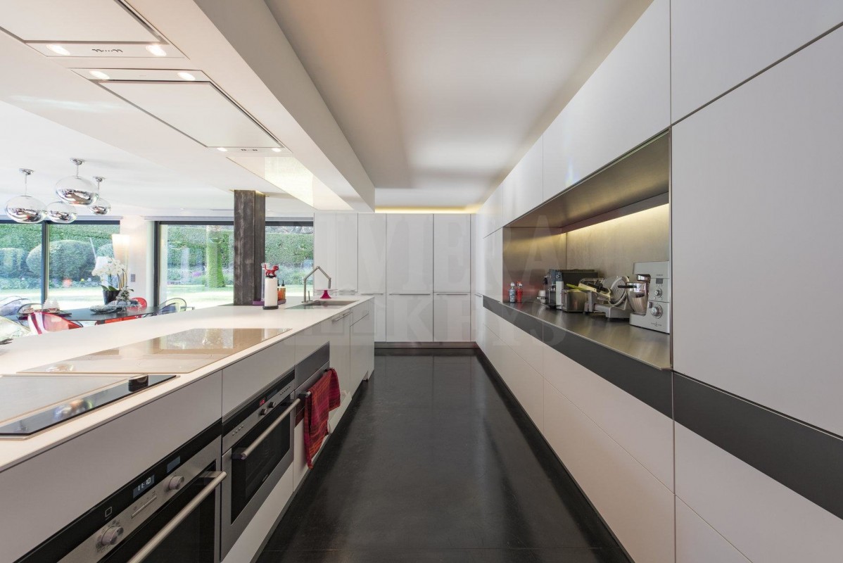 Mougins'de 308m² satılık muhteşem Ev - Mougins'de, Fransa'da'daki en güzel satılık villa ve daire ilanları burada. Emlak listemizden size en uygun ilanı seçip Mougins'de'deki emlak ofisiyle iletişime geçin. 2990000 EUR 28.1.2020 1703631