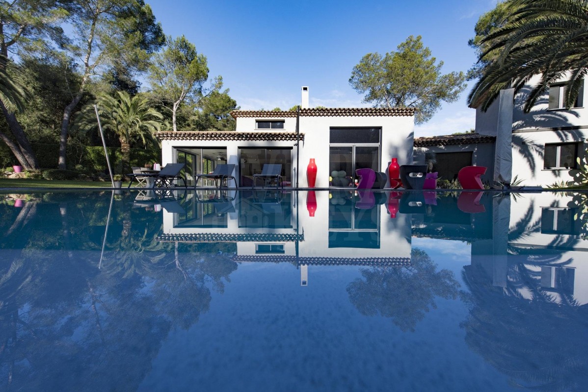 Mougins'de 308m² satılık muhteşem Ev - Mougins'de, Fransa'da'daki en güzel satılık villa ve daire ilanları burada. Emlak listemizden size en uygun ilanı seçip Mougins'de'deki emlak ofisiyle iletişime geçin. 2990000 EUR 28.1.2020 1703631