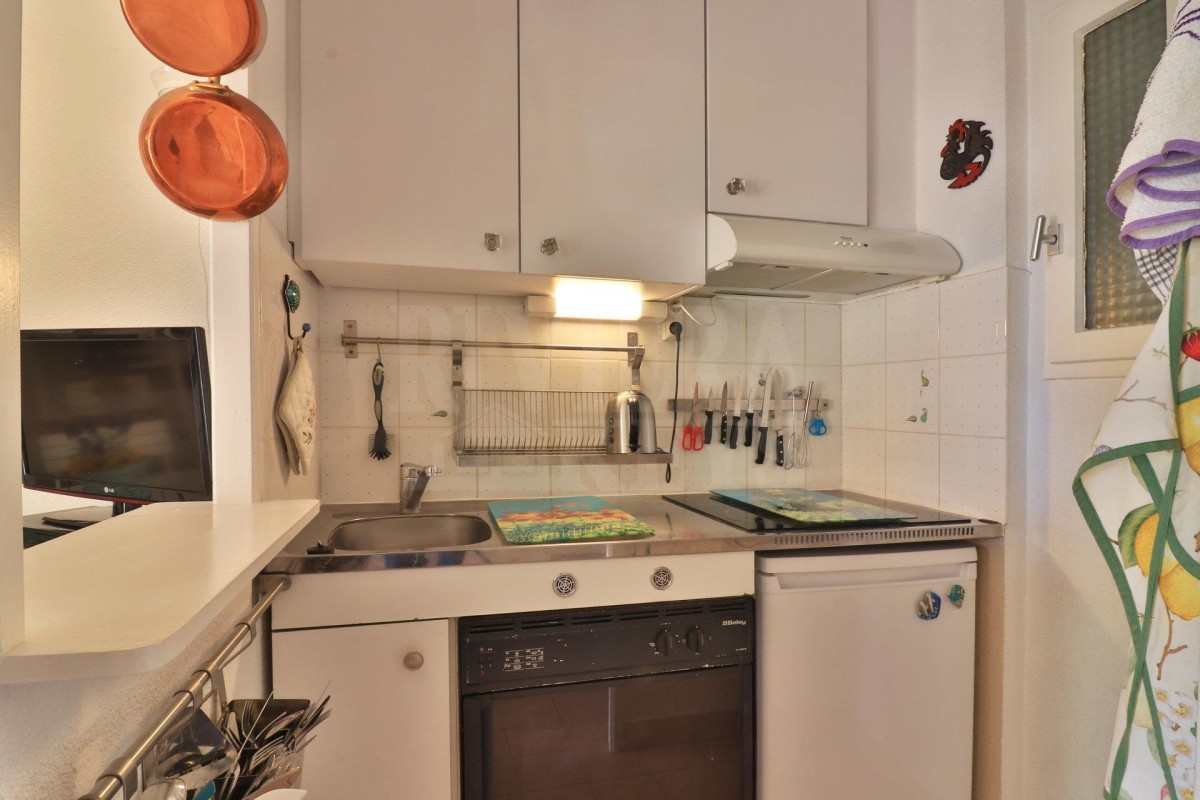 Saint-Aygulfफ़्रांस में अपार्टमेंट बिक्री के लिए. Saint-Aygulf फ़्रांस में, बिक्री के लिए अपार्टमेंट 1703643. Saint-Aygulf अपार्टमेंट, 1 bedroom_en, स्विमिंग पूल, विथ फर्नीचर, छत, पूरब उन्मुख, पश्चिम उन्मुख, समुद्र देखें 28.1.2020,, फ़्रांस अपार्टमेंट