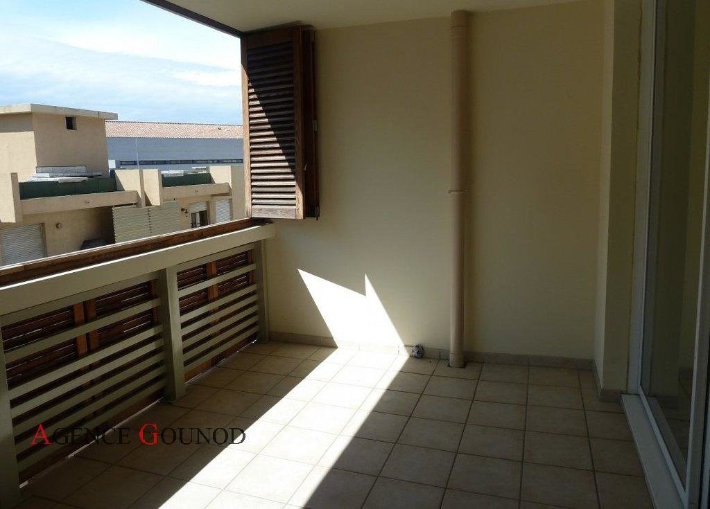 टूलॉनफ़्रांस में अपार्टमेंट बिक्री के लिए. टूलॉन फ़्रांस में, बिक्री के लिए अपार्टमेंट 1703790. टूलॉन अपार्टमेंट, 2 bedrooms_en, छत 28.1.2020,, फ़्रांस अपार्टमेंट