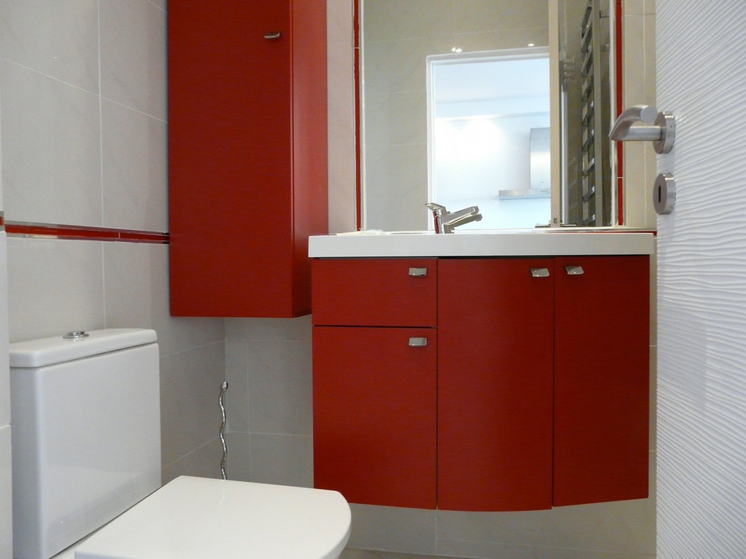 Mid to Long-Term rent apartment in Cannes 1250 EUR. Search landlords, facilitates for long-term home rental from agents in Cannes Alpes Maritimes. Apartment 1 bedroom 41m² double pane windows, air conditioning, dishwasher, terrace. Liveonriviera.com one of leading accommodation marketplaces for unfurnished and furnished long term rentals. This apartment in Cannes is 28.1.2020, 1703945.