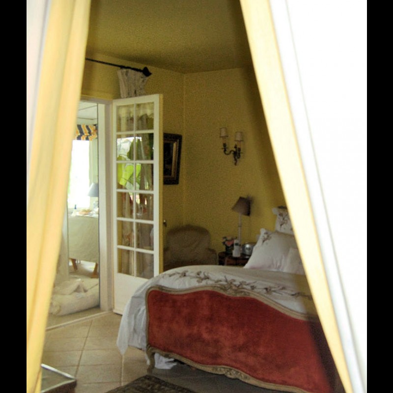 Villa 234m&#178; te koop in La Colle-sur-Loup, Cote d'Azur - Zuid Frankrijk. Koop villa 234m&#178; - in La Colle-sur-Loup, Cote d'Azur - Zuid Frankrijk, open haard,, 1050000 EUR 29.1.2020 1704129. Villa te koop in La Colle-sur-Loup, Frankrijk.