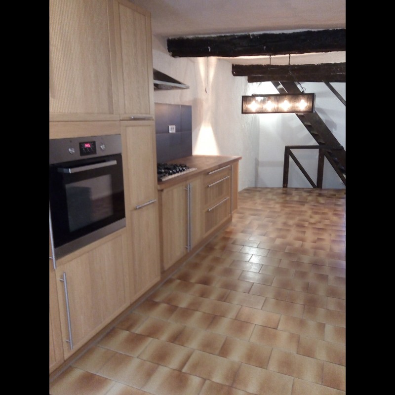 For sale House 75m&#178; in Cagnes sur Mer Alpes Maritimes. House,, double pane windows, fireplace. Price to Buy a House is 239000 EUR. In Cagnes sur Mer for sale House. House was published on sales list 29.1.2020 1704695. Selling House in Cagnes sur Mer Alpes Maritimes, France.