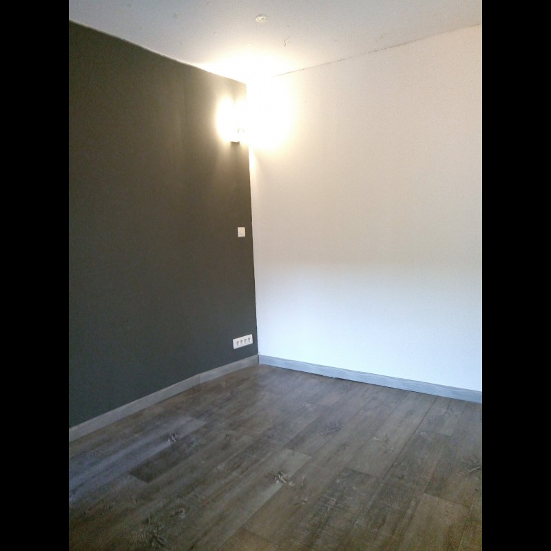 For sale House 75m&#178; in Cagnes sur Mer Alpes Maritimes. House,, double pane windows, fireplace. Price to Buy a House is 239000 EUR. In Cagnes sur Mer for sale House. House was published on sales list 29.1.2020 1704695. Selling House in Cagnes sur Mer Alpes Maritimes, France.