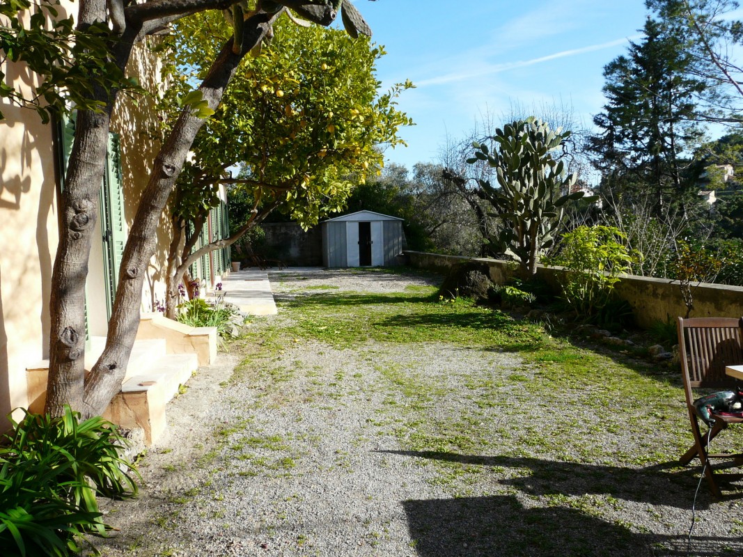 Дългосрочно наем апартамент, 125m&#178;, 3 спални,,. Намерете дългосрочен имот, Апартамент във Франция само за 2500 EUR. 1705904, 31.1.2020.