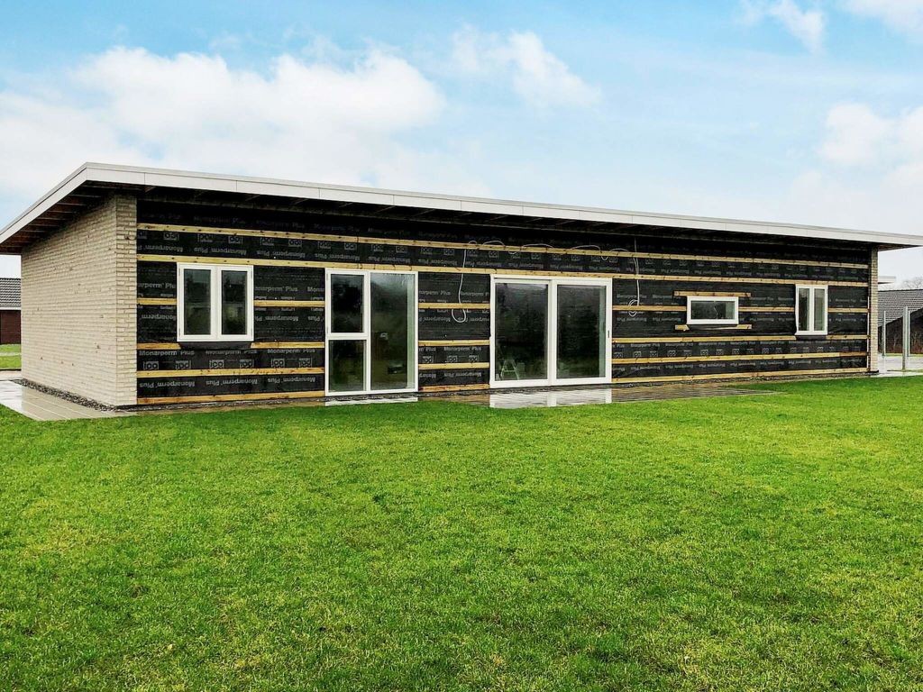 Rent weekly furnished Holiday apartment in Sydals. Short-term rentals Sydals, Denmark, Flensborg Fjord. Holiday rentals 5 bedrooms apartment in Sydals. Find cheap or luxury Vacation rental apartment in Sydals. Accommodation in Sydals. Holiday apartment for rent in the Sydals area.