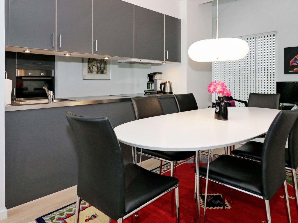 Apartamento para arrendamento de Férias em Hadsund - Dinamarca. Alugue por semana ou mais T 2 apartamento 90m² in Hadsund. Apartamento 90m², lareira, lavalouça