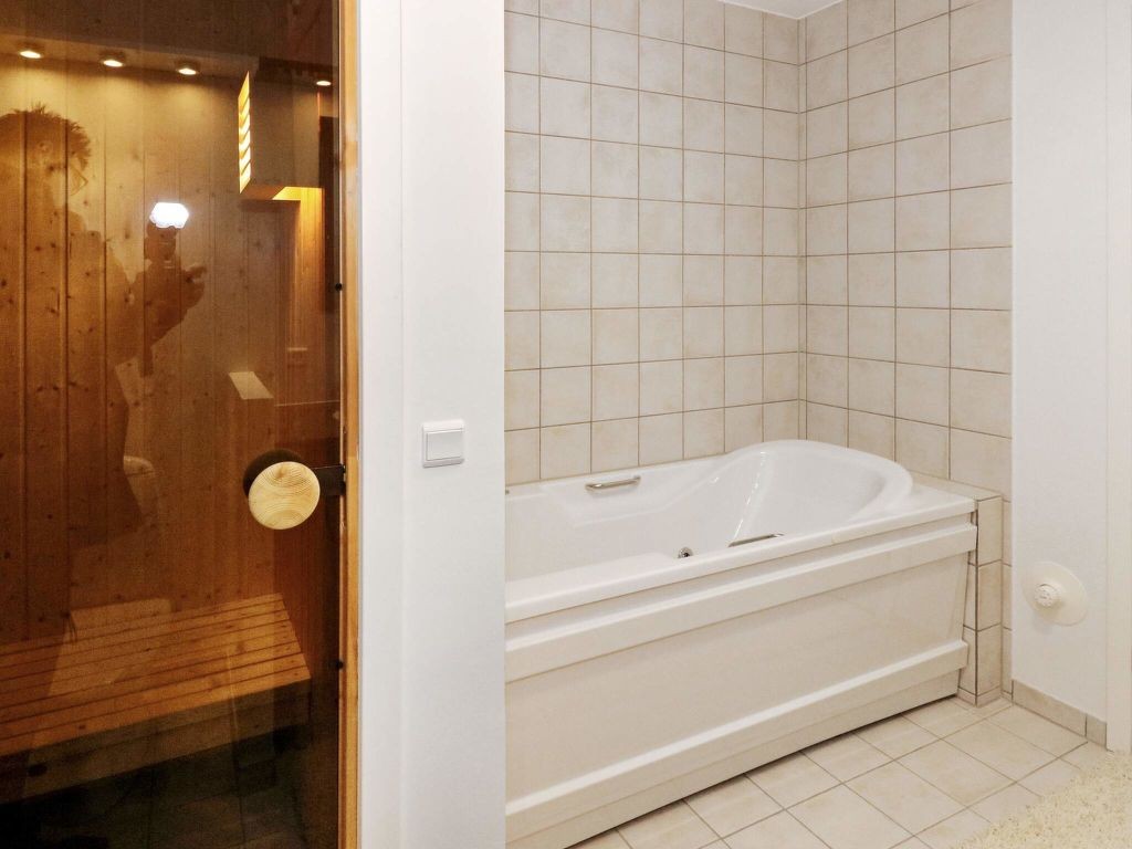 Apartamento para arrendamento de Férias em Hadsund - Dinamarca. Alugue por semana ou mais T 2 apartamento 90m² in Hadsund. Apartamento 90m², lareira, lavalouça