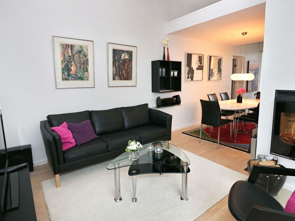 Apartamento para arrendamento de Férias em Hadsund - Dinamarca. Alugue por semana ou mais T 2 apartamento 90m² in Hadsund. Apartamento 90m², lareira, lavalouça