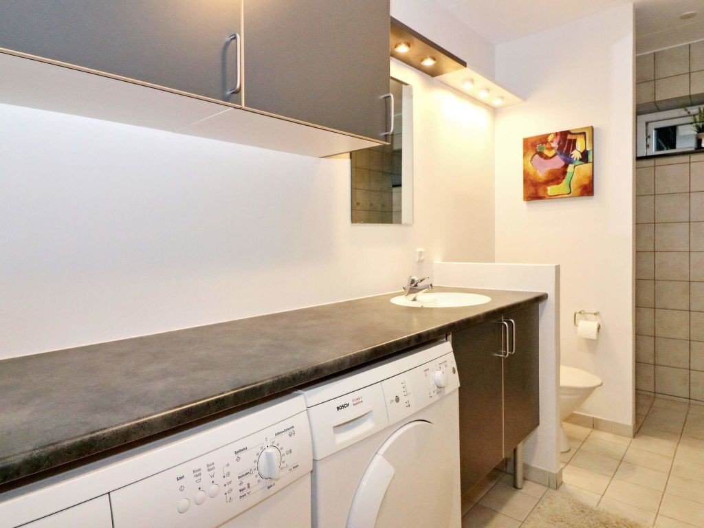 Apartamento para arrendamento de Férias em Hadsund - Dinamarca. Alugue por semana ou mais T 2 apartamento 90m² in Hadsund. Apartamento 90m², lareira, lavalouça