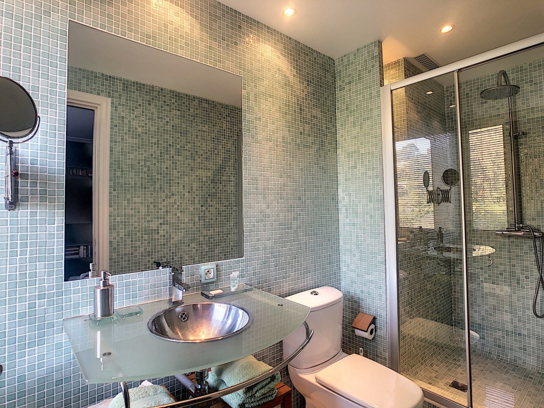 Дългосрочно наем апартамент, 165m&#178;, 3 спални,,. Намерете дългосрочен имот, Апартамент във Франция само за 4000 EUR. 1706128, 4.2.2020.