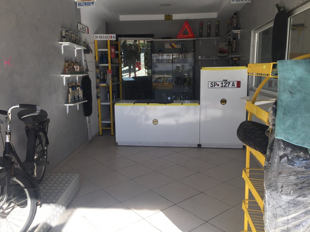 Офис Продажба на имоти във Cité Jaouhara, Тунис. 4.2.2020 Имоти за продан. 1706228.