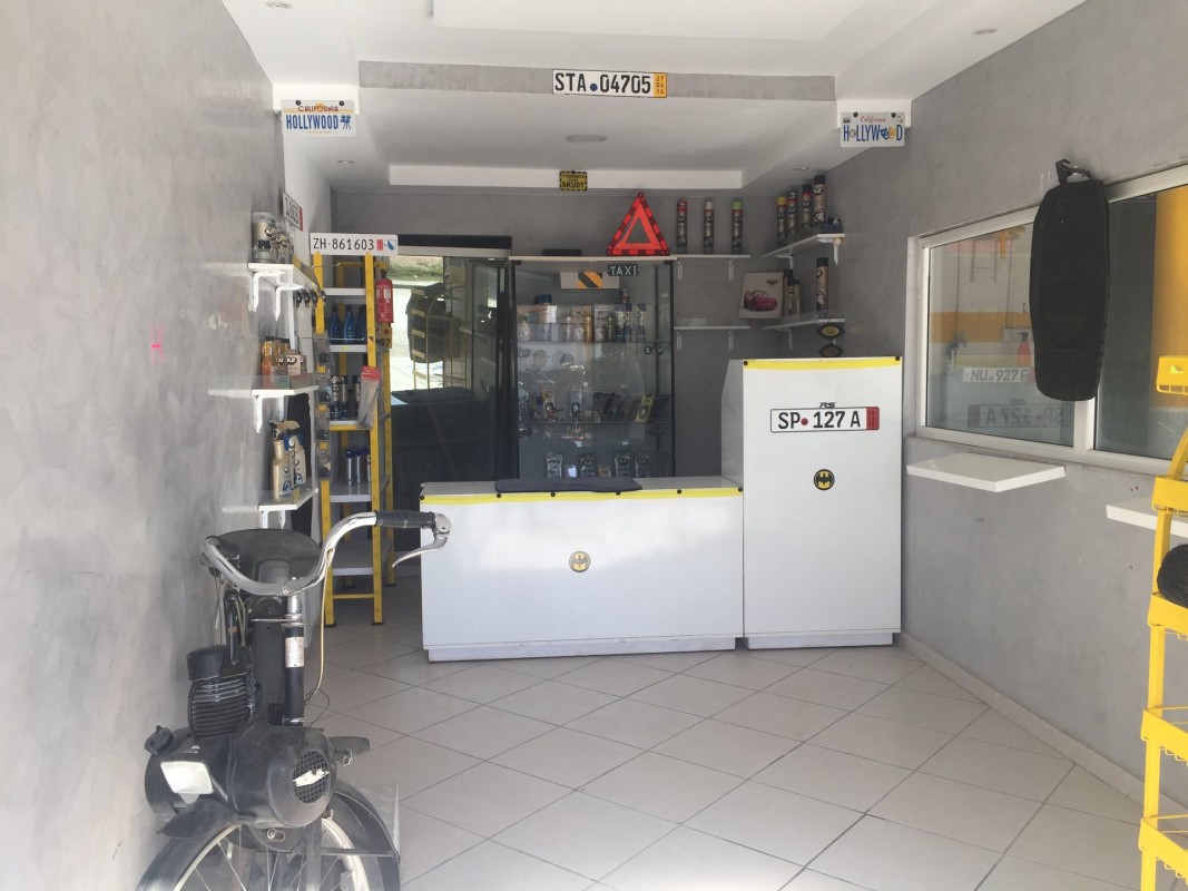 Офис Продажба на имоти във Cité Jaouhara, Тунис. 4.2.2020 Имоти за продан. 1706228.