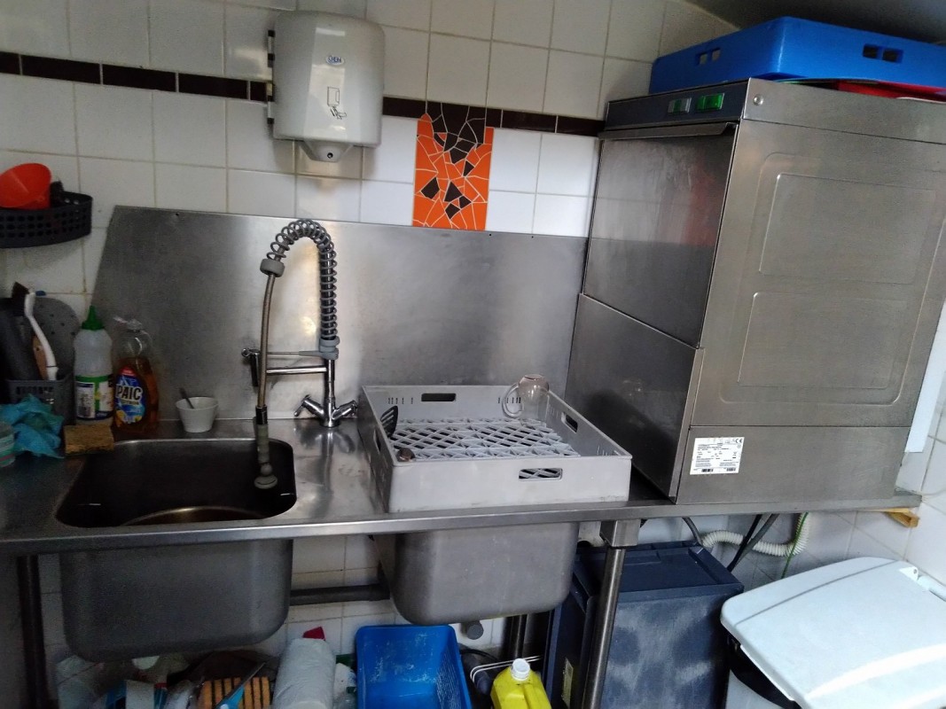 Escritório para venda em Saint-Malo, França à venda. À venda escritório. 42800 EUR 6.2.2020 1706370.