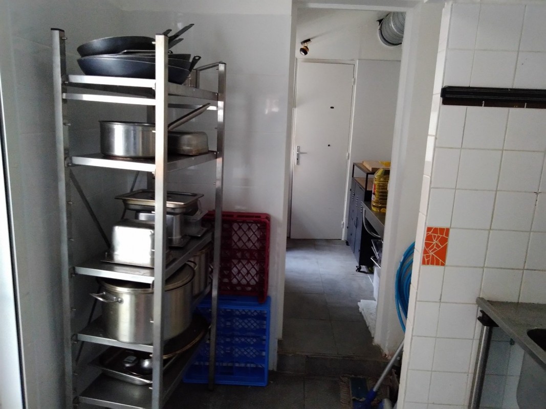 Escritório para venda em Saint-Malo, França à venda. À venda escritório. 42800 EUR 6.2.2020 1706370.