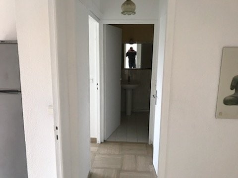 Pronájem bytu 2+1 44m&#178; 1 ložnice klimatizace, západní orientace v Juan-les-Pins, Alpes Maritimes, Francii. Pronájem bytu 44m&#178; v Juan-les-Pins - Francii. Největší nabídka dlouhodobých pronájmů - Francii. Nemovitost je pronajímána MY LITTLE COTE D'AZUR v Juan-les-Pins Francii 710 EUR 7.2.2020, 1706425