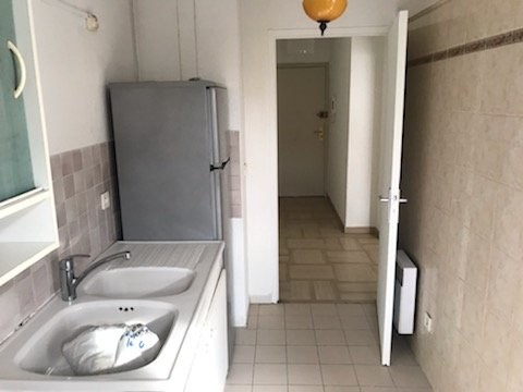 Pronájem bytu 2+1 44m&#178; 1 ložnice klimatizace, západní orientace v Juan-les-Pins, Alpes Maritimes, Francii. Pronájem bytu 44m&#178; v Juan-les-Pins - Francii. Největší nabídka dlouhodobých pronájmů - Francii. Nemovitost je pronajímána MY LITTLE COTE D'AZUR v Juan-les-Pins Francii 710 EUR 7.2.2020, 1706425