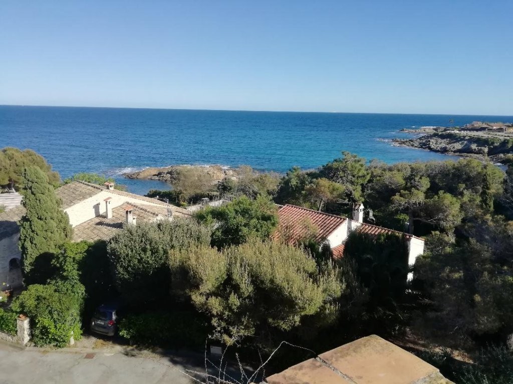 Hotel te koop in Sainte-Maxime, Var. Koop hotel - in Sainte-Maxime, Var, dubbele beglazing, airconditioning, bemeubeld, zeezicht,, 1643000 EUR 8.2.2020 1706485. Hotel te koop in Sainte-Maxime, Frankrijk.