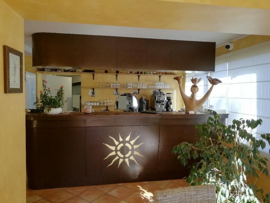 Hotel te koop in Sainte-Maxime, Var. Koop hotel - in Sainte-Maxime, Var, dubbele beglazing, airconditioning, bemeubeld, zeezicht,, 1643000 EUR 8.2.2020 1706485. Hotel te koop in Sainte-Maxime, Frankrijk.