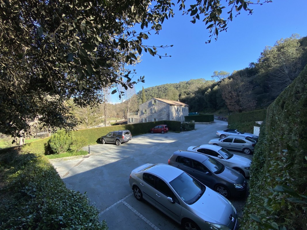 Appartement 125m&#178; te koop in La Colle-sur-Loup, Cote d'Azur - Zuid Frankrijk. Koop appartement 125m&#178; - 3 slaapkamers in La Colle-sur-Loup, Cote d'Azur - Zuid Frankrijk, 1 badkamer zwembad,, 498000 EUR 4.3.2020 1706949. Appartement te koop in La Colle-sur-Loup, Frankrijk.