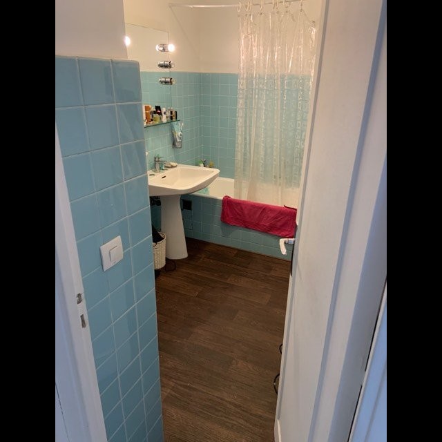 Uthyres lägenhet i Nice Frankrike Alpes Maritimes. Långtidsuthyrning möblerad eller omöblerad lägenhet. Uthyrning av en lägenhet i Nice 65m&#178; 2:a dubbel glas fönster, ligger mot öst, västläge, Frankrike 820 EUR 4.3.2020, 1707279. Ledig lägenhet att hyra i andra hand i Nice.