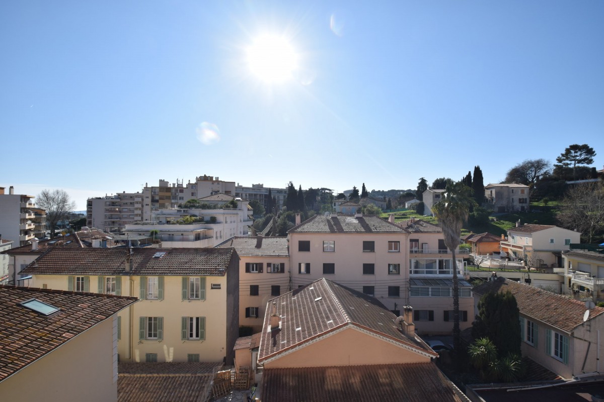 Дългосрочно наем апартамент, 45m&#178;, 1 спалня, 1 баня,. Намерете дългосрочен имот, Апартамент във Франция само за 780 EUR. 1707280, 4.3.2020.