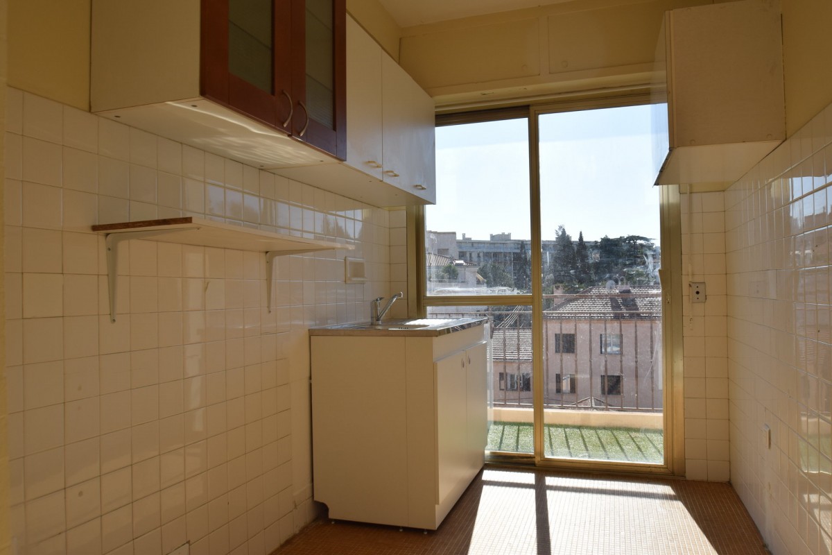 Дългосрочно наем апартамент, 45m&#178;, 1 спалня, 1 баня,. Намерете дългосрочен имот, Апартамент във Франция само за 780 EUR. 1707280, 4.3.2020.