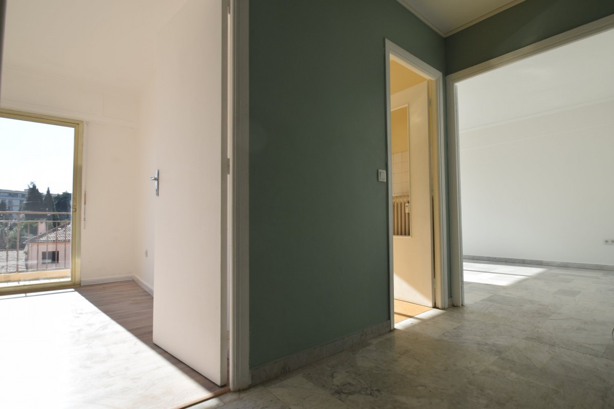 Дългосрочно наем апартамент, 45m&#178;, 1 спалня, 1 баня,. Намерете дългосрочен имот, Апартамент във Франция само за 780 EUR. 1707280, 4.3.2020.