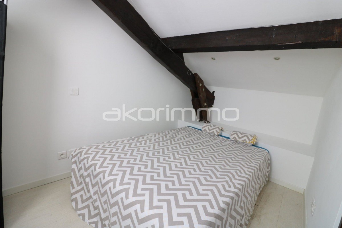 Uthyres lägenhet i Nice Frankrike Alpes Maritimes. Långtidsuthyrning möblerad eller omöblerad lägenhet. Uthyrning av en lägenhet i Nice 38m&#178; 3:a terrass, trädgård, sydlig riktning, utsikt över trädgården, Frankrike 830 EUR 5.3.2020, 1707658. Ledig lägenhet att hyra i andra hand i Nice.