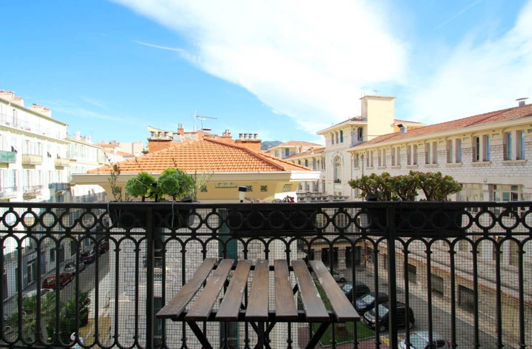 Квартира в долгосрочную аренду - Ницца 1708063