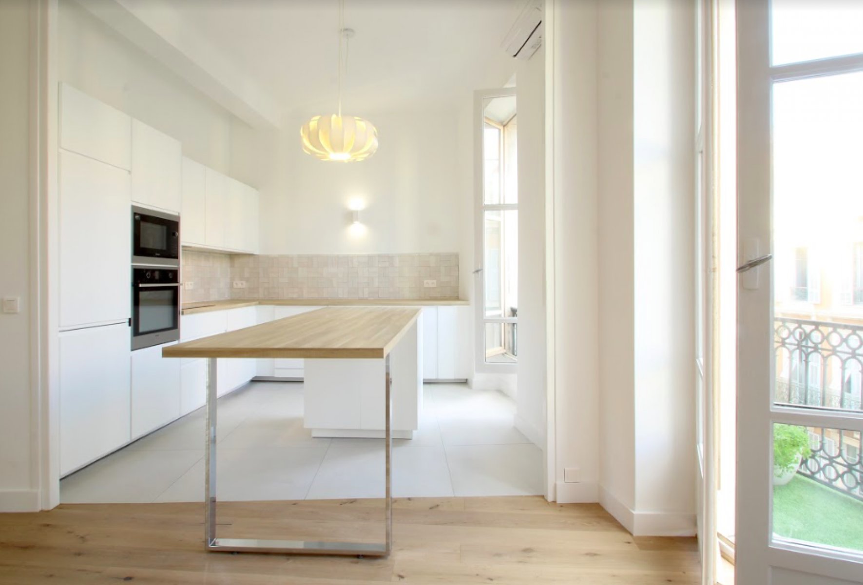 Квартира в долгосрочную аренду - Ницца 1708063