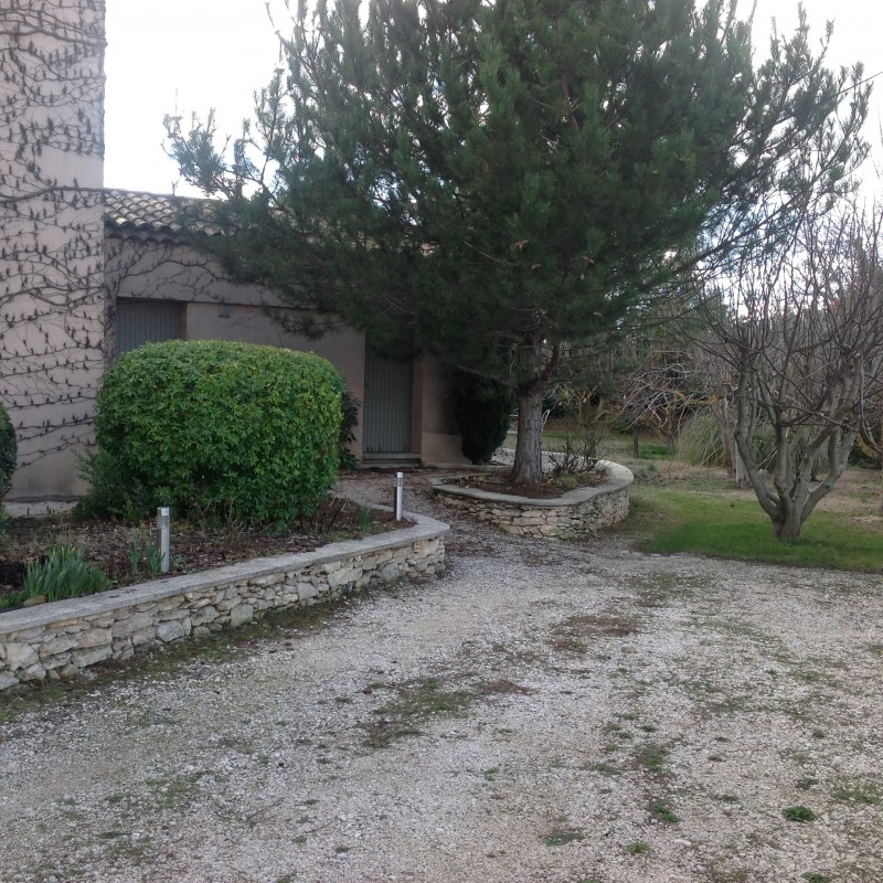 Pronájem bytu 1+kk 26m² 1+kk dvojitá okna, klimatizace, nemovitost je zařízena, západní orientace v Puyricard, Bouches-du-Rhône, Francii. Pronájem bytu 26m² v Puyricard - Francii. Největší nabídka dlouhodobých pronájmů - Francii. Nemovitost je pronajímána Aix Puyricard Immobilier v Puyricard Francii 650 EUR 13.3.2020, 1708105