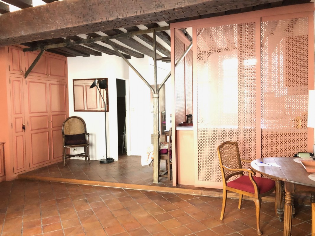 Paris'te 42m² kiralık 1 oda çift camlı pencere, eşyalı, batı yönünde, güney yönünde daire - Yurt dışında yaşama planlarınızı hayata geçirin. Paris'te - Fransa'da'da sizin için en uygun emlak ilanlarını buradan bulabilirsiniz. 1420 EUR 14.3.2020, 1708146