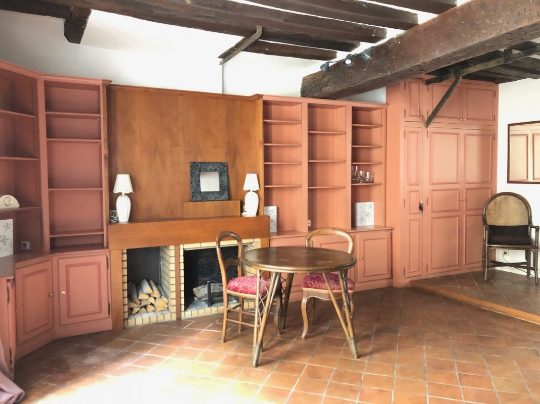 Paris'te 42m² kiralık 1 oda çift camlı pencere, eşyalı, batı yönünde, güney yönünde daire - Yurt dışında yaşama planlarınızı hayata geçirin. Paris'te - Fransa'da'da sizin için en uygun emlak ilanlarını buradan bulabilirsiniz. 1420 EUR 14.3.2020, 1708146