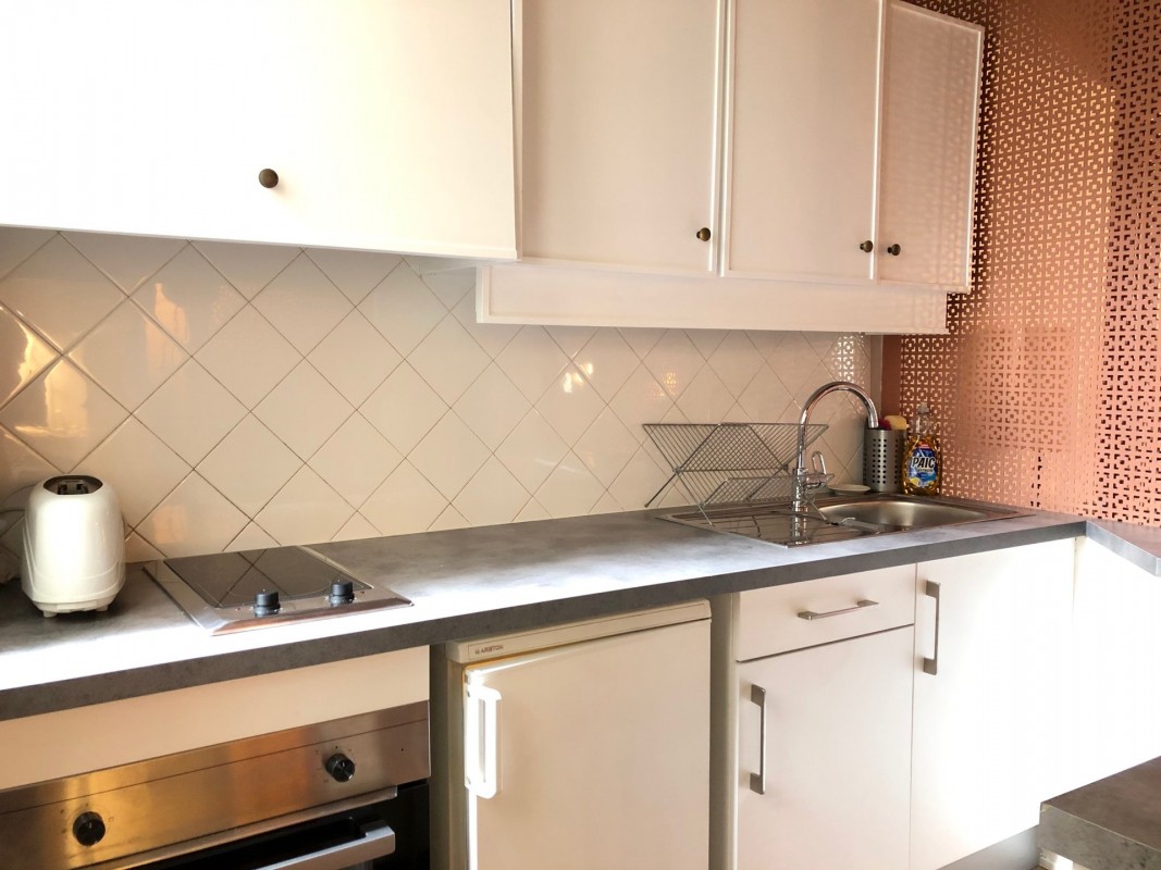 Paris'te 42m² kiralık 1 oda çift camlı pencere, eşyalı, batı yönünde, güney yönünde daire - Yurt dışında yaşama planlarınızı hayata geçirin. Paris'te - Fransa'da'da sizin için en uygun emlak ilanlarını buradan bulabilirsiniz. 1420 EUR 14.3.2020, 1708146