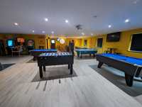 The Maxesive Hub - Image 1 of 2