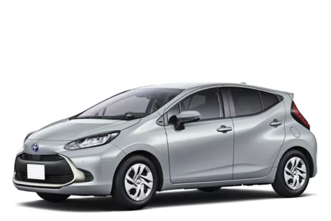 Toyota Aqua 2022 — rental La Flora