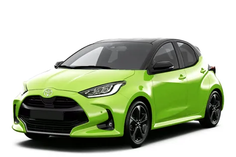 Toyota Yaris 2023 — rental Rome