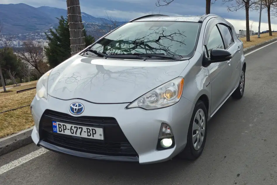 Toyota Prius C