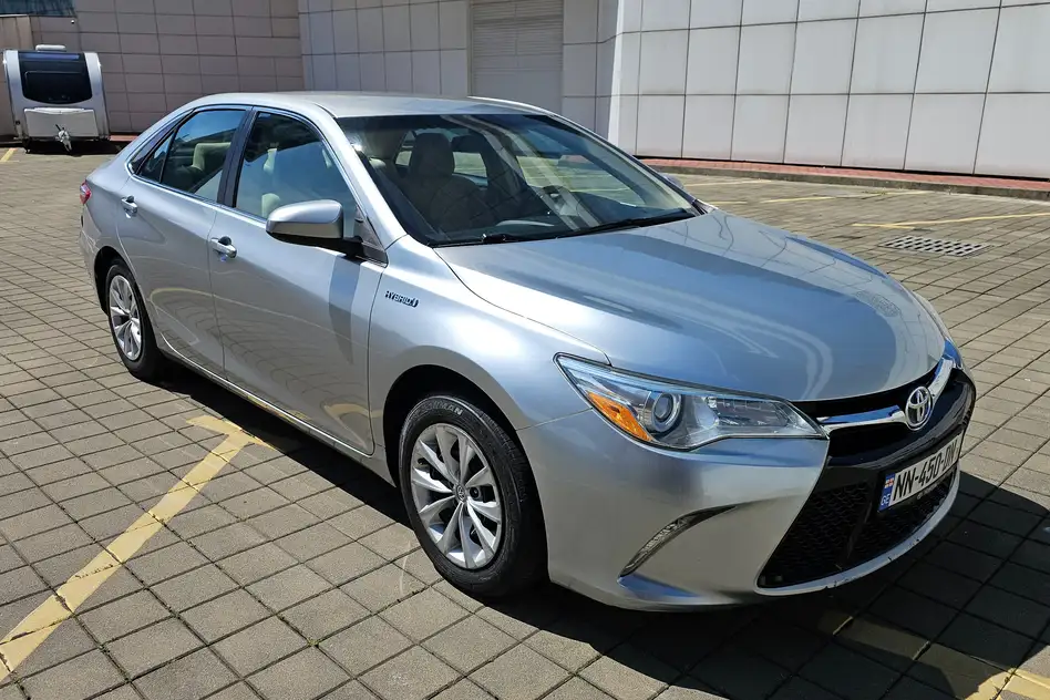 Toyota Camry 2016
