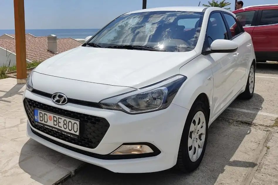 Hyundai i20