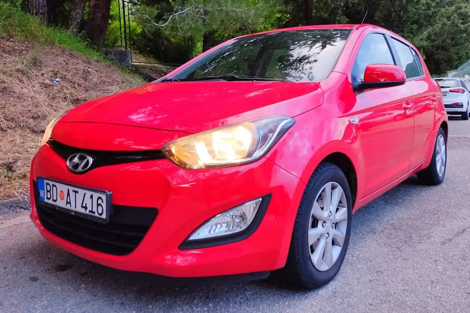 Hyundai i20