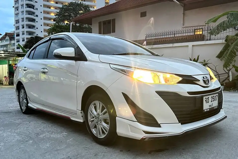 Toyota Yaris Ativ