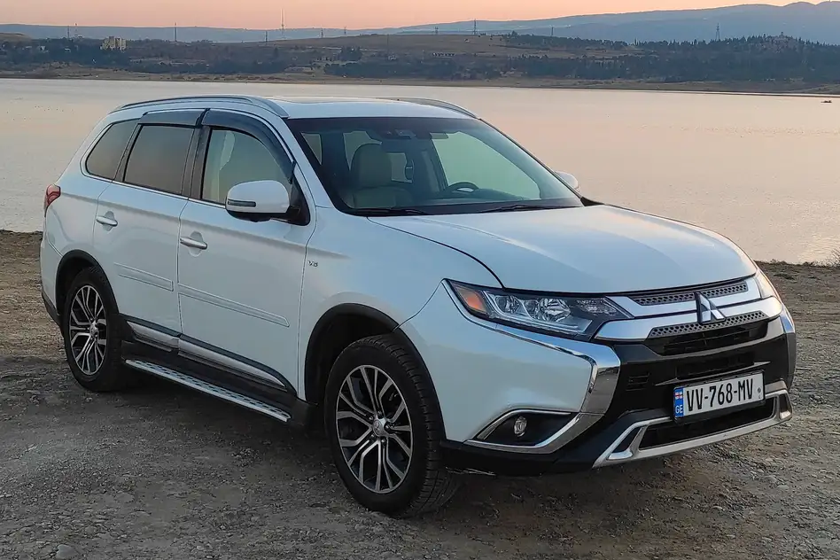 Mitsubishi Outlander 2019