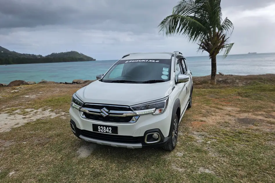 Suzuki XL6