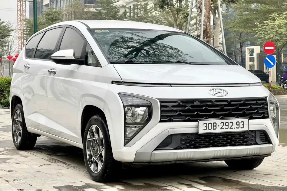 Hyundai Stagazer