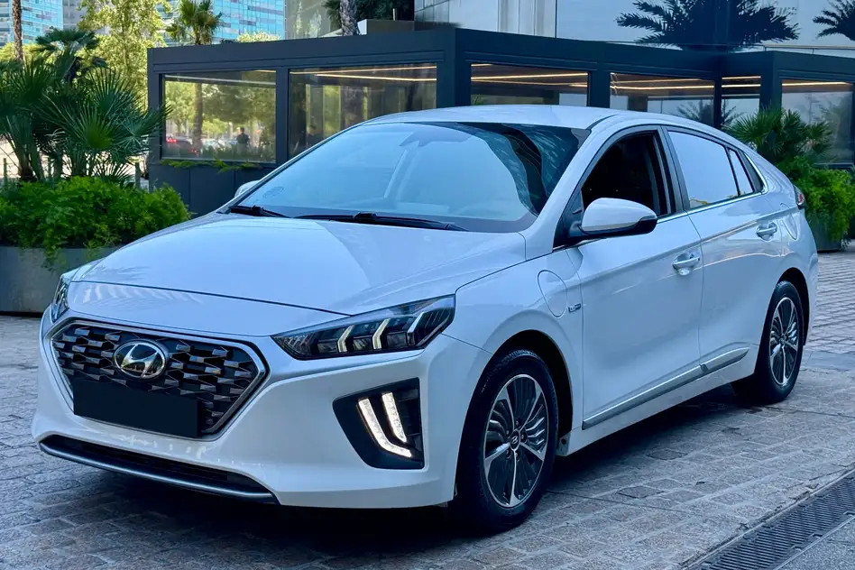Hyundai Ioniq