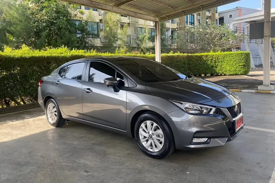 Nissan Almera