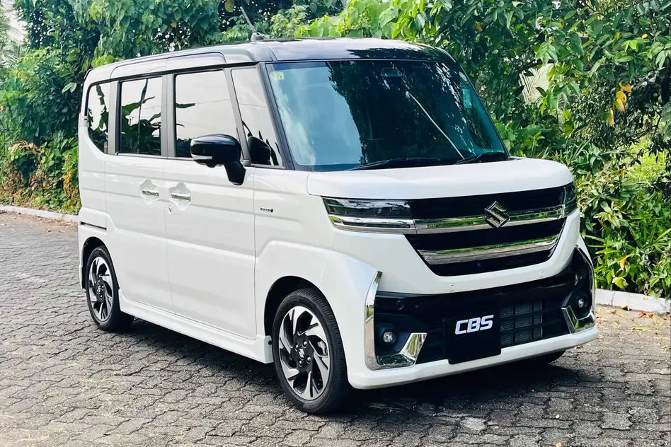 Suzuki Spacia
