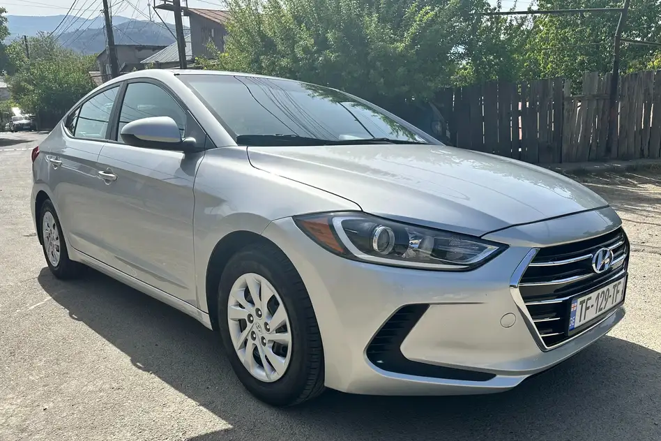 Hyundai Elantra 2018